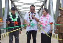 Bupati Delis Resmikan Jembatan Lembo-Tamba di Desa Lembobelala