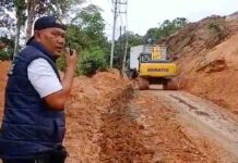 Longsor Kamporesa Lumpuhkan Jalur Trans Sulawesi Poso