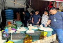 Bulog Poso dan Satgas Pangan Pantau Harga Beras dan Minyak Goreng di Pasar Sentral Poso