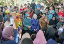 Turun Langsung ke Bongganan, Gubernur Anwar Hafid Pastikan Penyelesaian Permukiman Warga Menjadi Prioritas