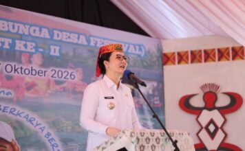 Festival Bunga Desa II, Bupati Verna Luncurkan Program 1000 Sarjana