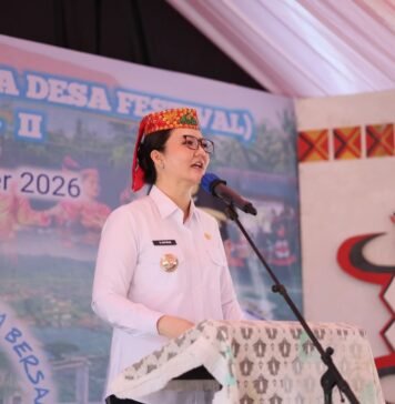 Festival Bunga Desa II, Bupati Verna Luncurkan Program 1000 Sarjana