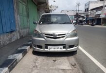 Mobil Avanza Misterius 5 Bulan Terpakir di Jalan Gajah Mada Palu, Tidak Diketahui Siapa Pemiliknya