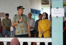 Bupati Morowali Bersama Wakil Bupati Tinjau Gerakan Pangan Murah di Kecamatan Menui Kepulauan