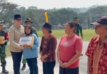 TNI Perkuat Kemanunggalan Lewat Bansos